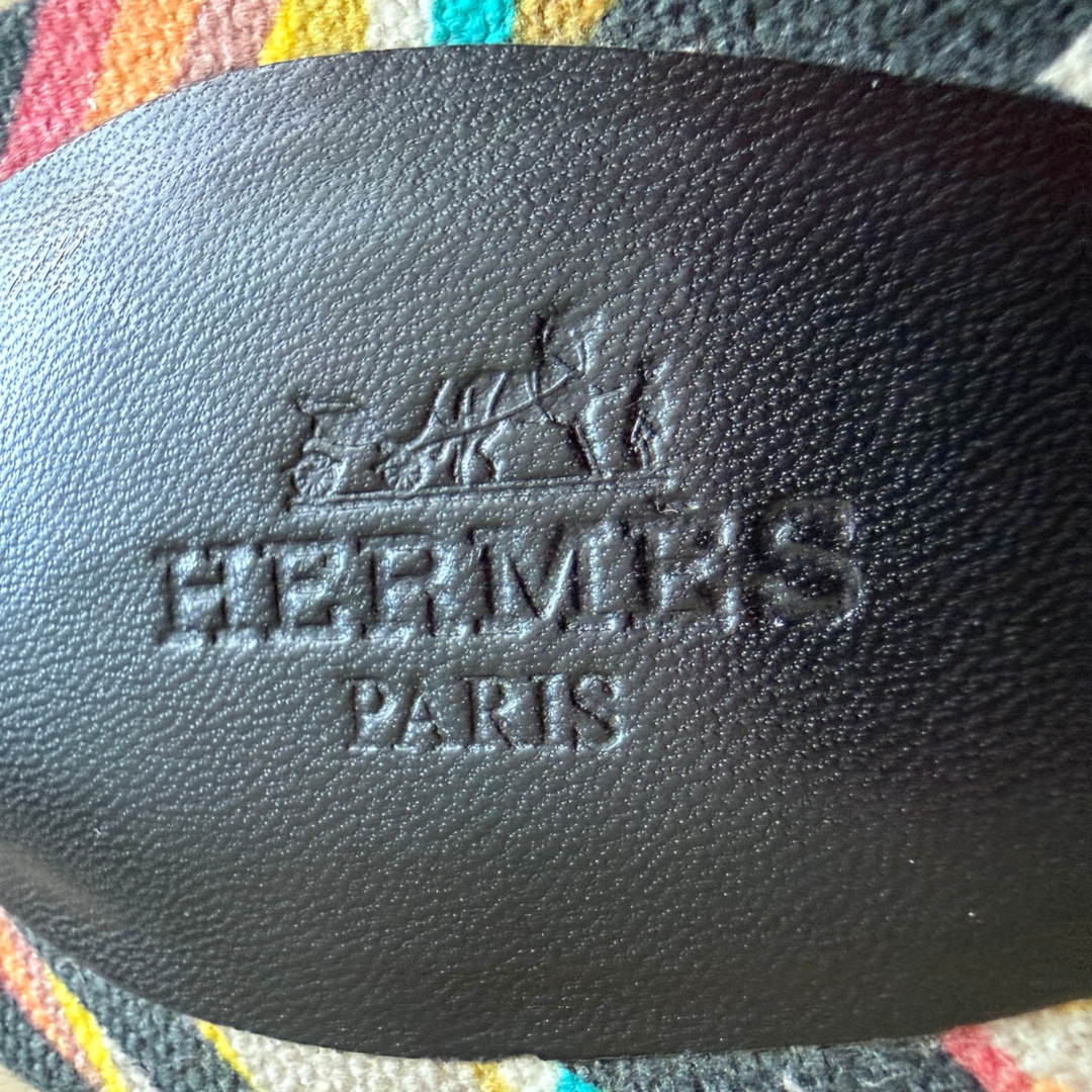 HERMÈS SANDALEN 'OASIS' AUS NERZ, LEDER UND TEXTIL IN NOIR IN GR. 36