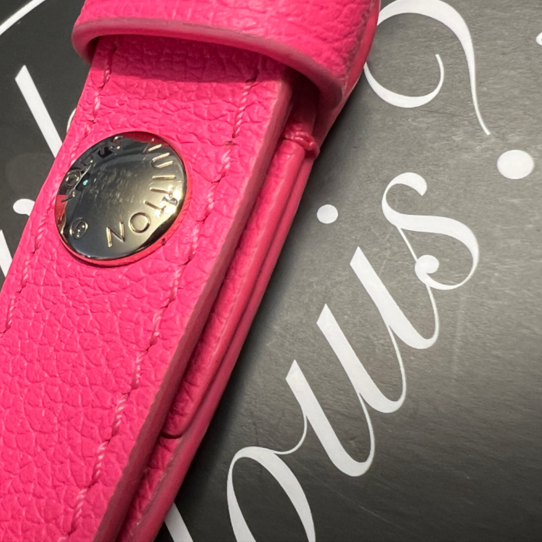 47089-Louis-Vuitton-Schulterriemen_2D_0014