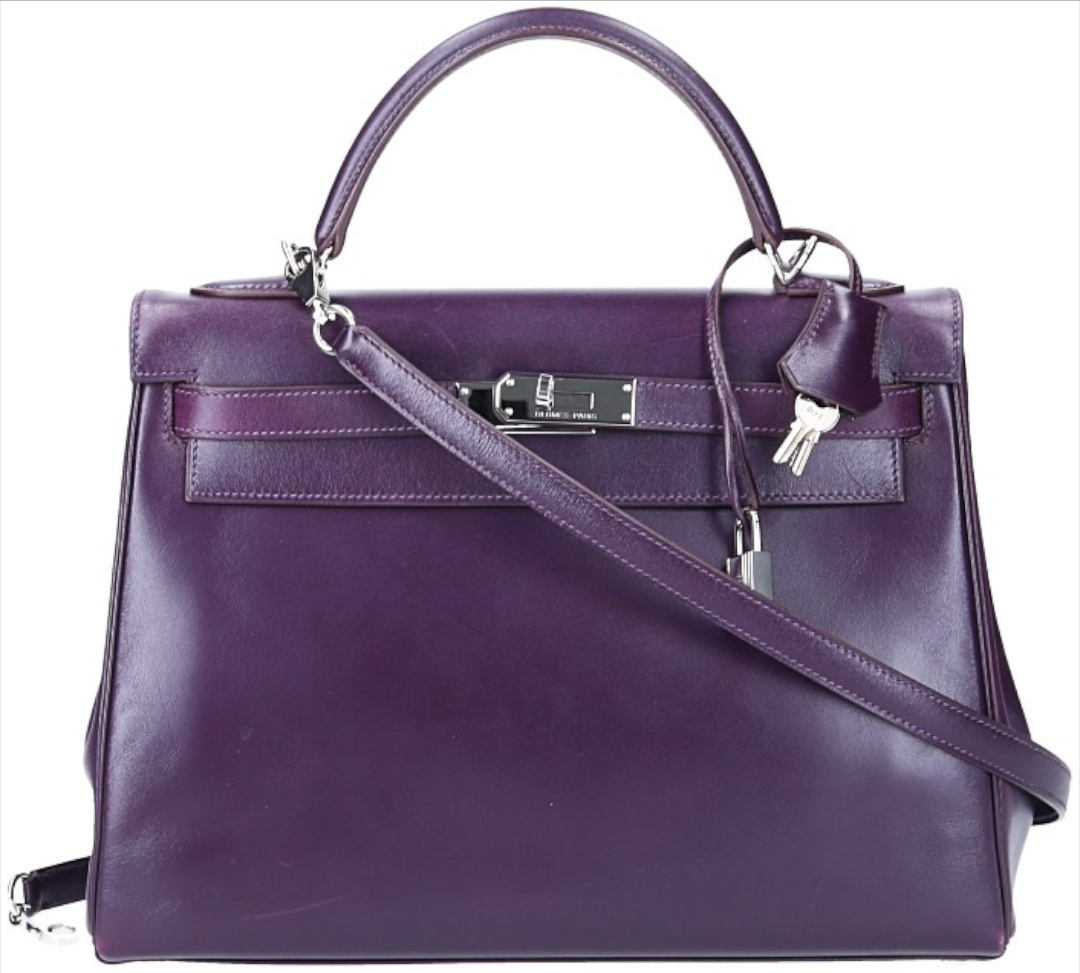 HERMÈS KELLY 32 RETOURNE HANDTASCHE AUS BOXCALF IN RAISIN MIT PHW