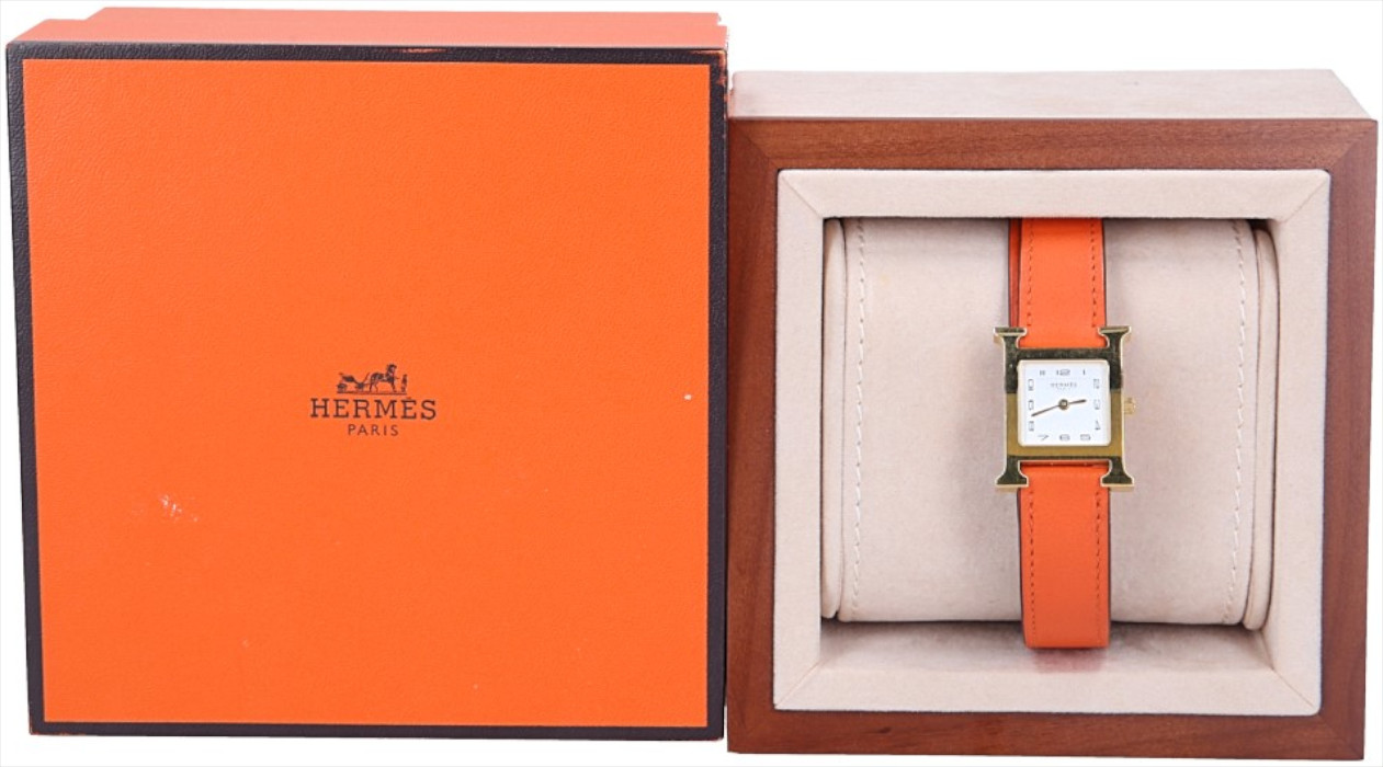 HERMÈS ARMBAND-UHR 'HEURE H' AUS VERGOLDETE EDELSTAHL MIT DOUBLE TOUR ARMBAND IN ORANGE
