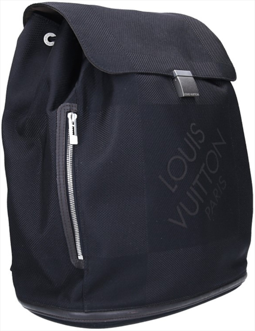 LOUIS VUITTON PIONEER BACKPACK IN DAMIER GIANT CANVAS IN BLACK (M93057)