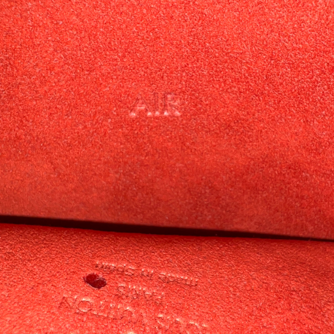 LOUIS VUITTON IPAD AIR ETUI AUS MONOGRAM MAHINA LEDER