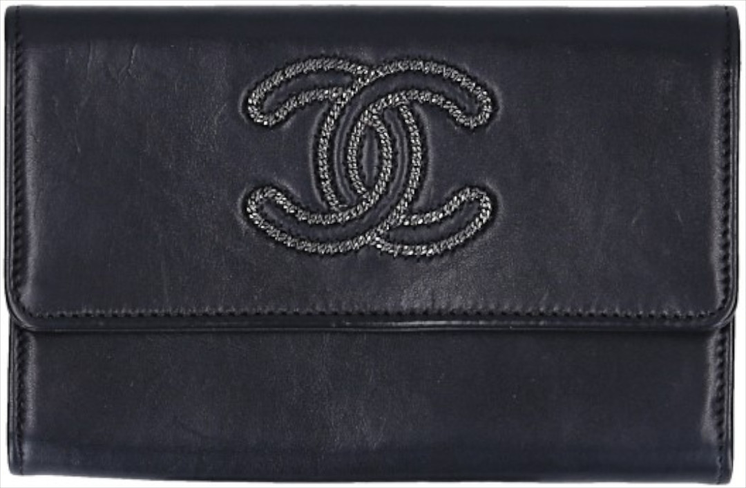 CHANEL PORTEMONNAIE - BRIEFTASCHE AUS LAMMLEDER IN SCHWARZ MIT SHW