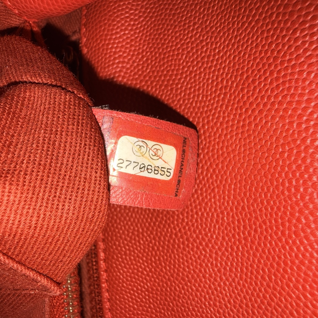 CHANEL GROßE PATTENTASCHE 'COCO HANDLE' AUS GENARBTEM KALBSLEDER (A92991)