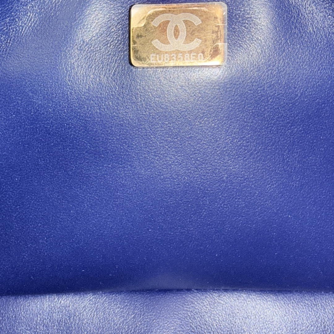 CHANEL 2.55 REISSUE SINGLE FLAP HANDTASCHE (224) AUS KALBSLEDER (A37584)