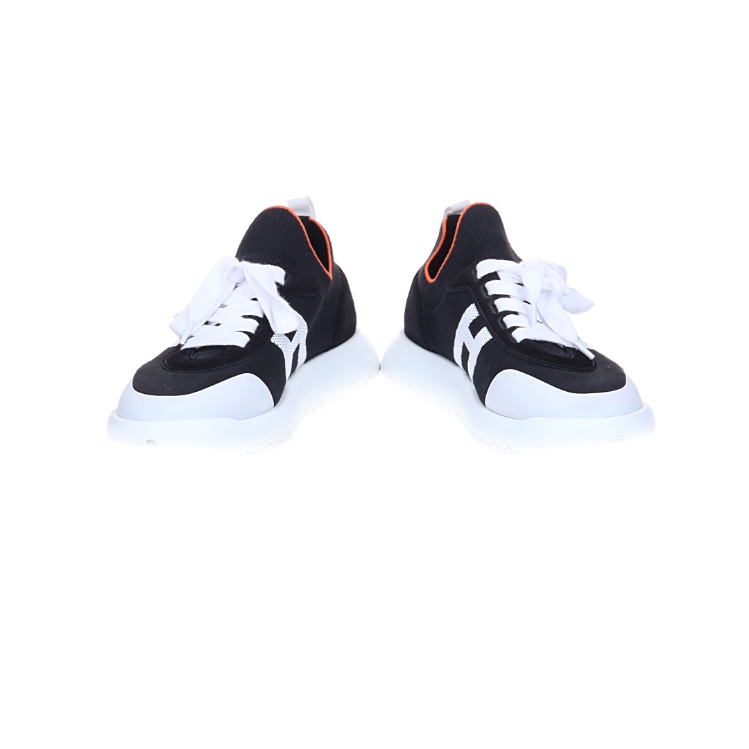 HERMÈS SNEAKER SHOES 'DUEL' MADE OF WOVEN FABRIC AND CALFSKIN IN SILVER IN SIZE 39