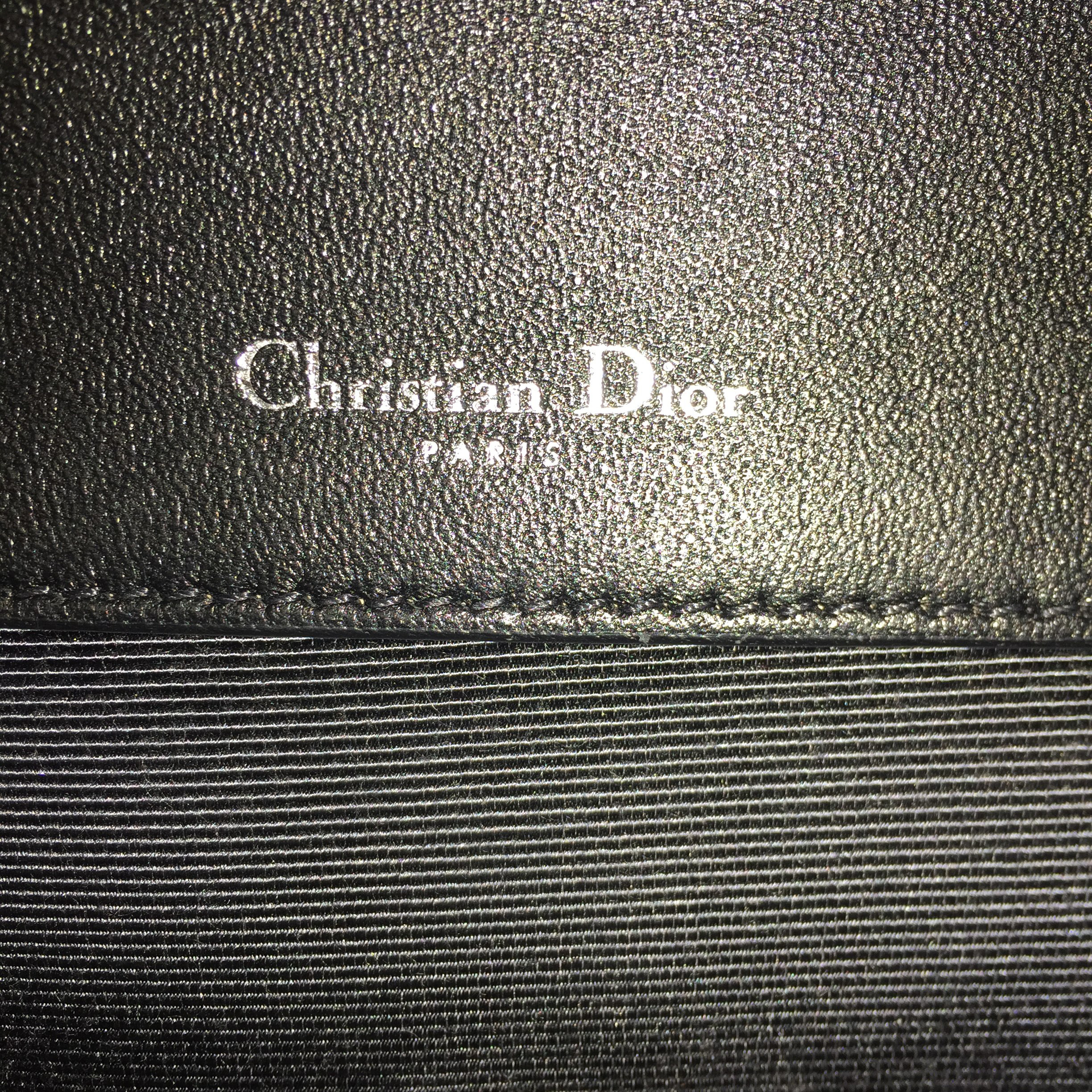 3806-Dior-Diorama_2D_0020 DIOR DIORAMA HANDTASCHE AUS LACKLEDER IN SCHWARZ MIT SHW