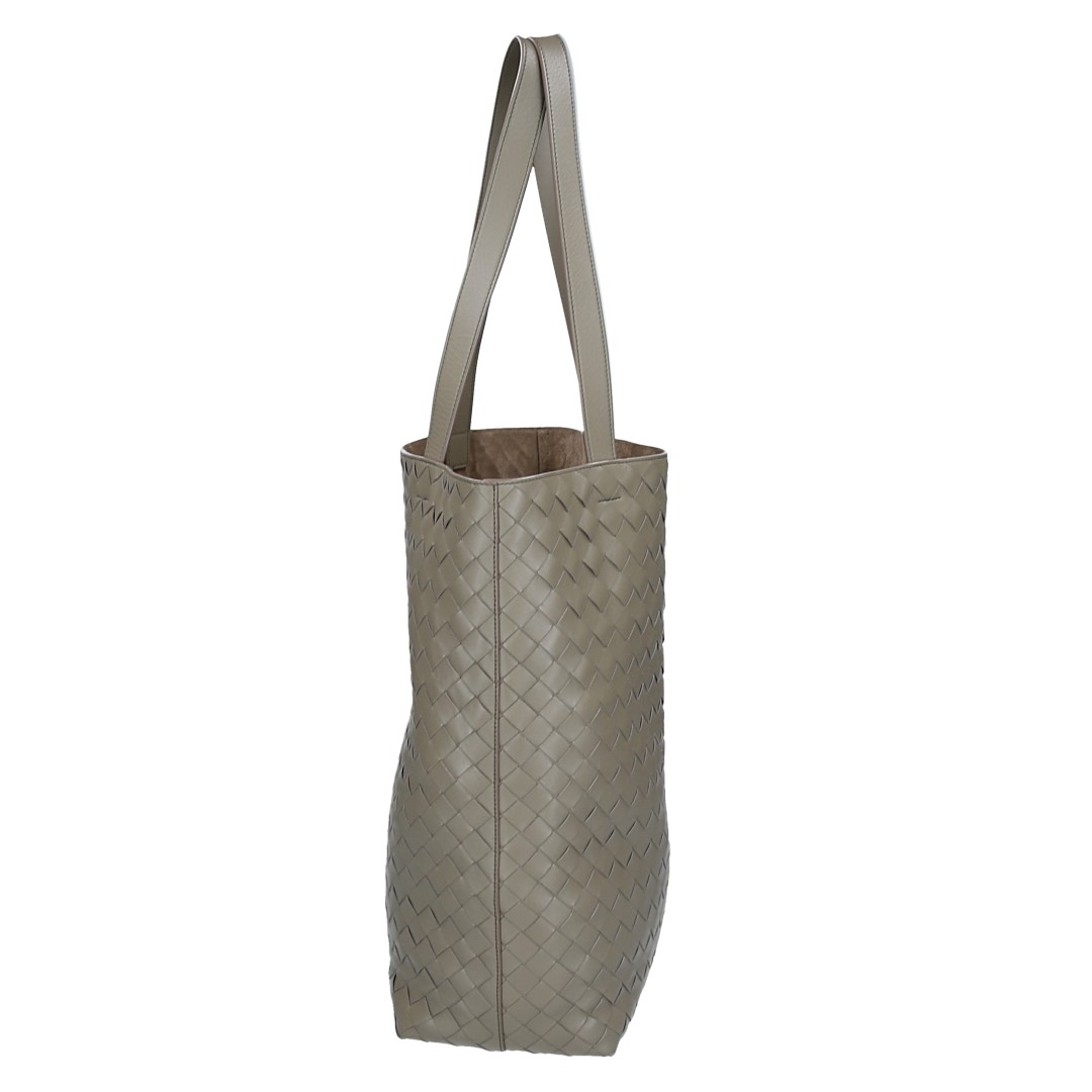 BOTTEGA VENETA KLEINE NORTH-SOUTH HANDTASCHE AUS INTRECCIATO KALBSLEDER IN TRAVERTINE