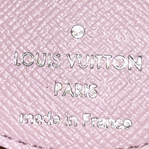 45532-Louis-Vuitton-Charm_2D_0005