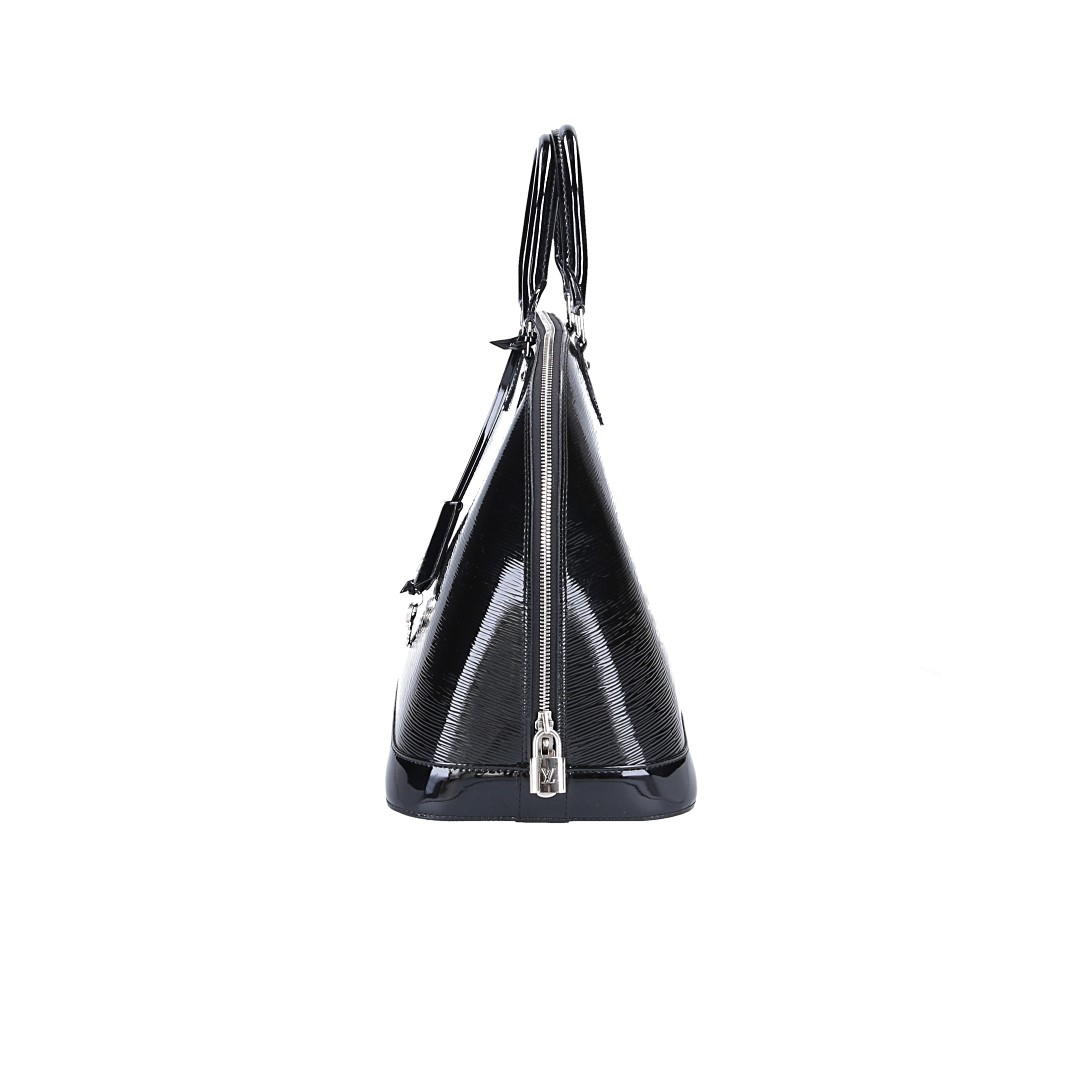 48711-LouisVuitton-Alma-Schwarz_2D_0003