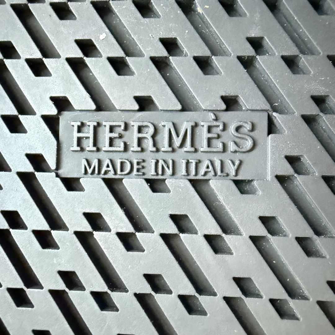 HERMÈS PANTOLETTEN SCHUHE 'GO' AUS VELOURSKALBSLEDER IN BLEU MARINE IN GR. 42,5
