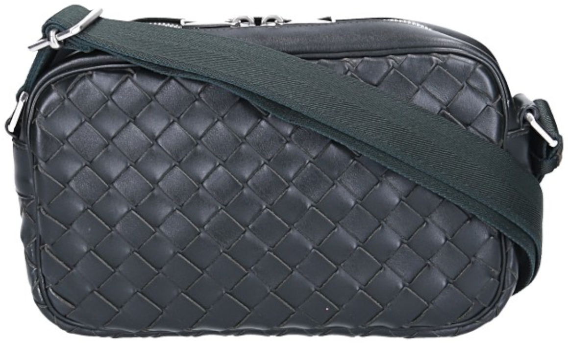 BOTTEGA VENETA KLEINE CAMERA HANDTASCHE AUS INTRECCIATO LEDER IN GRÜN