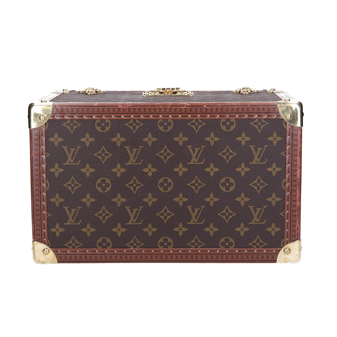 LOUIS VUITTON BOÎTE PHARMACIE VANITY-CASE AUS MONOGRAM CANVAS IN VUITTONITE (M21826)