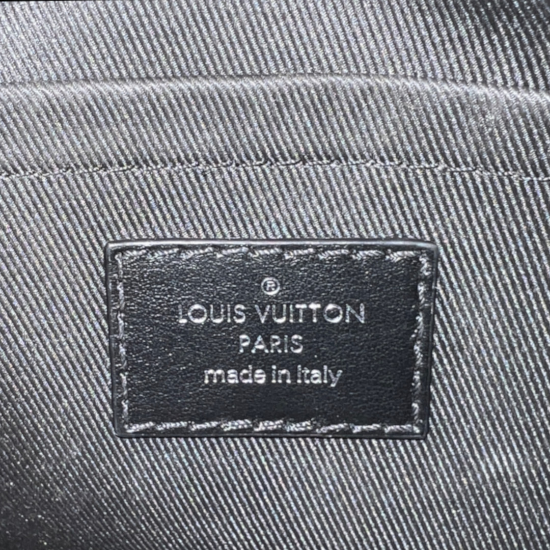 45228-Louis-Vuitton-Umh-ngetasche-Monogramm_2D_0016 LOUIS VUITTON MINI SOFT TRUNK UMHÄNGETASCHE AUS DAMIER ECLIPSE CANVAS (M44735)