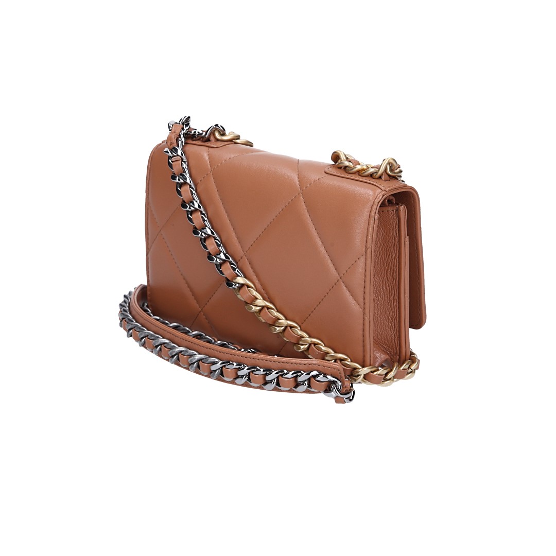 CHANEL WALLET ON CHAIN 19 UMHÄNGETASCHE AUS LAMMLEDER IN BRAUN (AP0957)