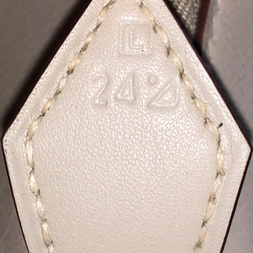 43666-Hermes-Handtasche_2D_0017