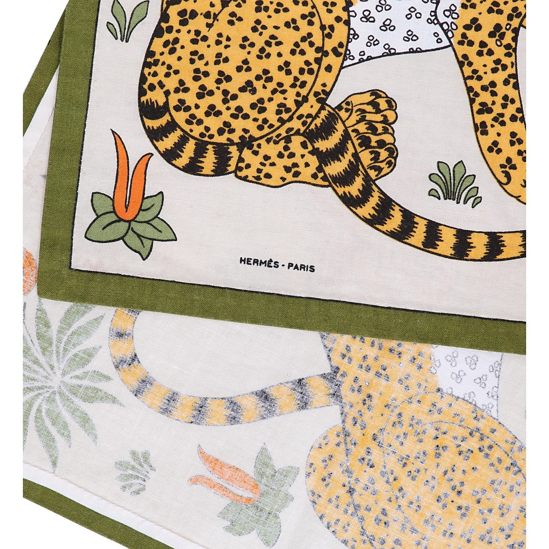 Hermès 3 x Table Sets Made of Cotton 'Mascara Bacchic and Vines of Grape'