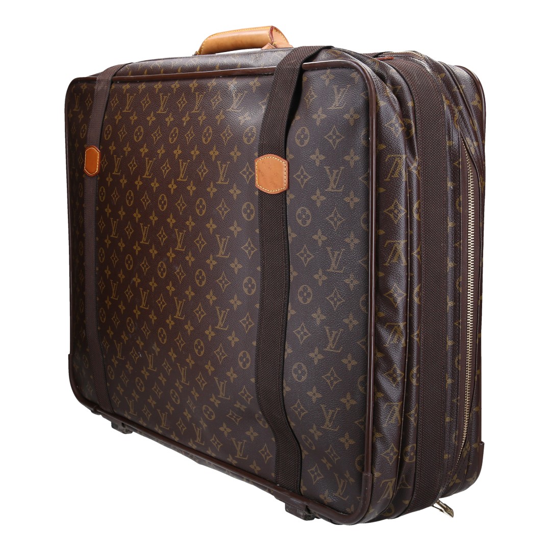 45662-Louis-Vuitton-Koffer-Monogram-Canvas_2D_0003 LOUS VUITTON SATELLITE 65 REISETASCHE AUS MONOGRAM CANVAS (M23352)