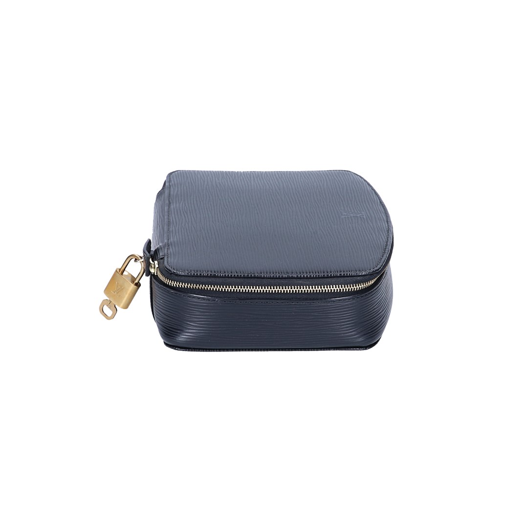 LOUIS VUITTON POCHE MONTE-CARLO REISEACCESSOIRE AUS EPI LEDER IN KOURIL SCHWARZ (M48362)