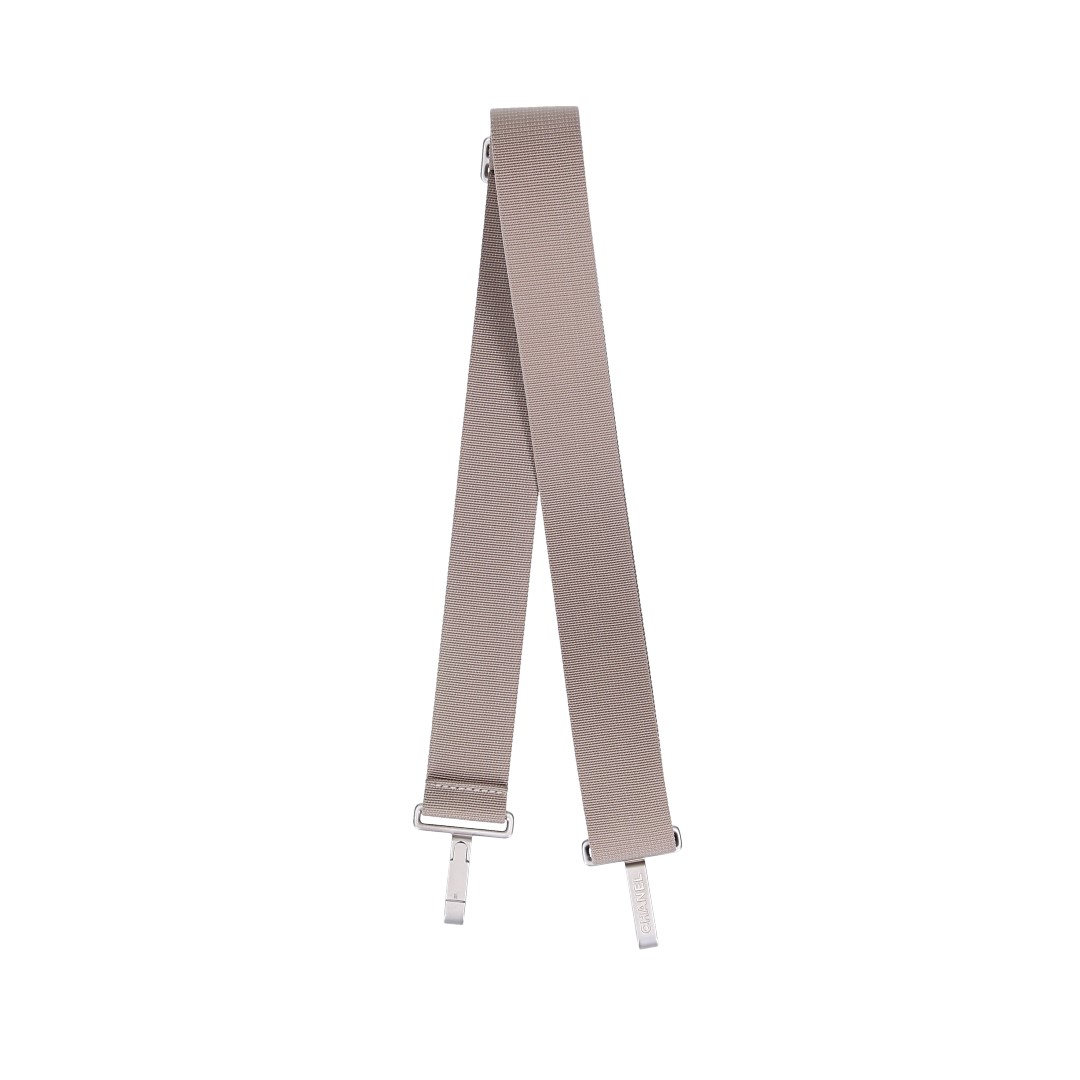 50417-Chanel-Schulterrim-Braun_2D_0002 CHANEL SCHULTERRIEMEN AUS TEXTIL UND MATTIERTEM, SILBERFARBENEM METALL