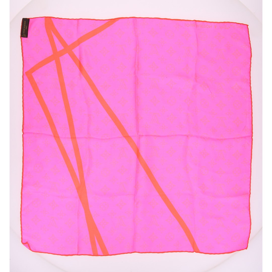 LOUIS VUITTON BANDANA 'ROBERT WILSON' AUS SEIDE IN PINK