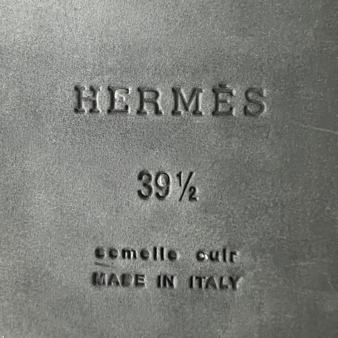 HERMÈS SANDALE 'IZMIR' AUS VEAU EPSOM IN BLEU ROYAL/NOIR IN GR. 39,5