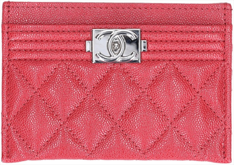 48049-Chanel-Portemonnaie_2D_0006 CHANEL KARTENETUI 'BOY' AUS GENARBTEM KALBSLEDER IN ROT MIT SHW (A84431)