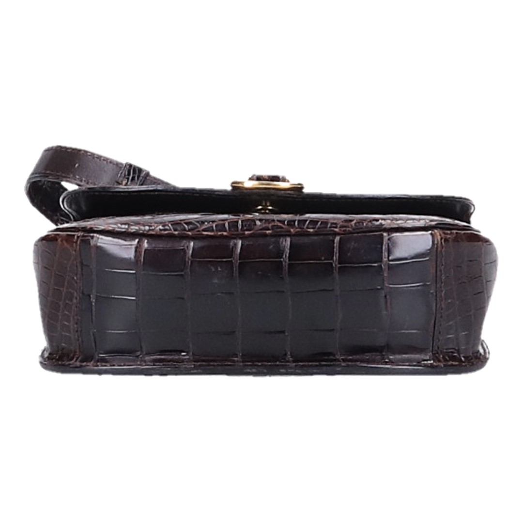 33906-Louis-Vuitton-Umh-ngetasche_2D_0010 LOUIS VUITTON SAINT CLOUD UMHÄNGETASCHE AUS NEUGUINEA KROKODIL IN MARRON BRAUN