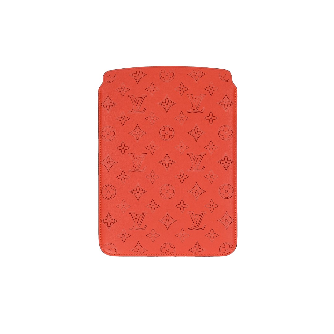 LOUIS VUITTON IPAD AIR ETUI AUS MONOGRAM MAHINA LEDER