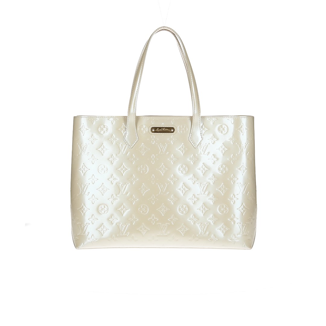 LOUIS VUITTON WILSHIRE MM SCHULTERTASCHE AUS MONOGRAM VERNIS LEDER