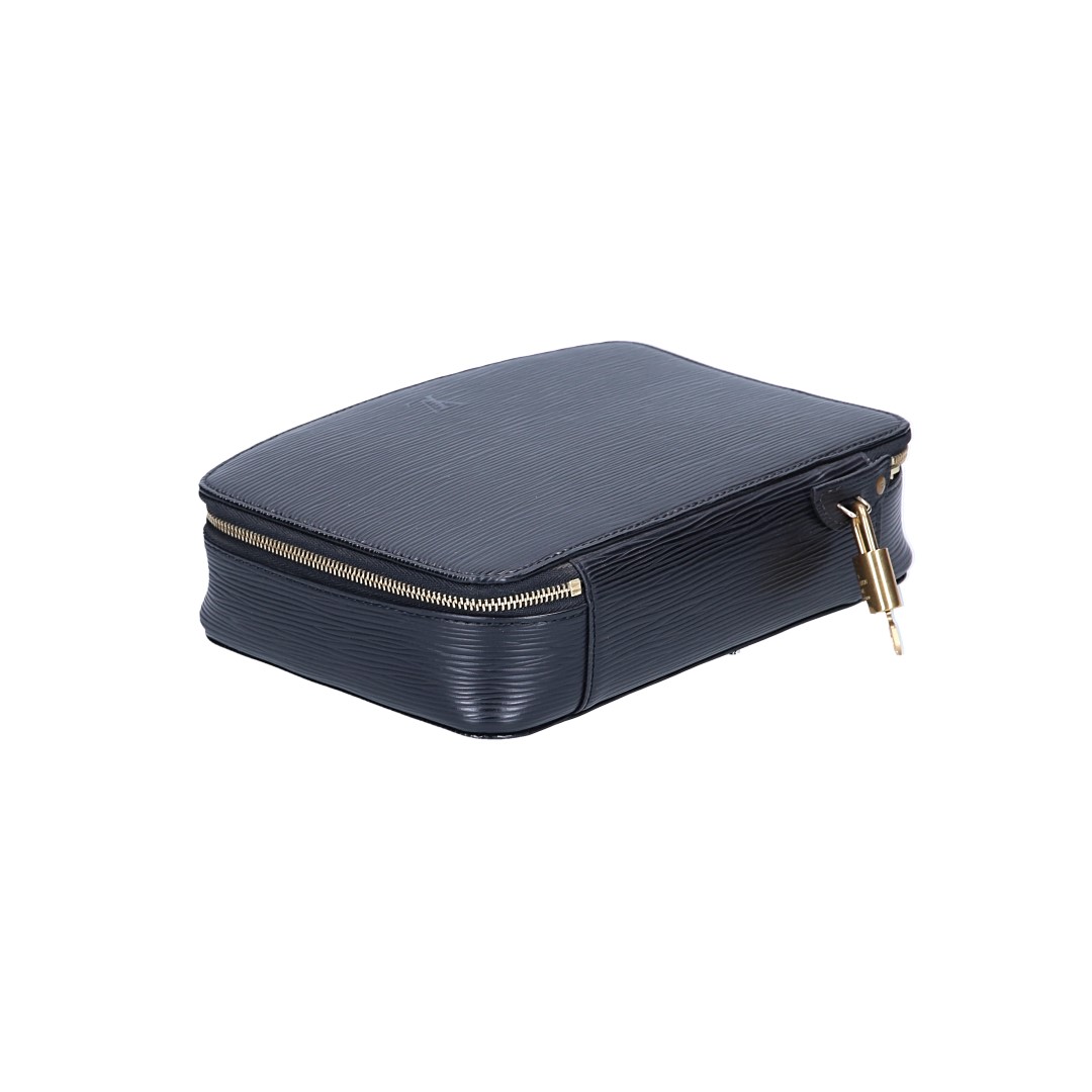 LOUIS VUITTON POCHE MONTE-CARLO REISEACCESSOIRE AUS EPI LEDER IN KOURIL SCHWARZ (M48362)