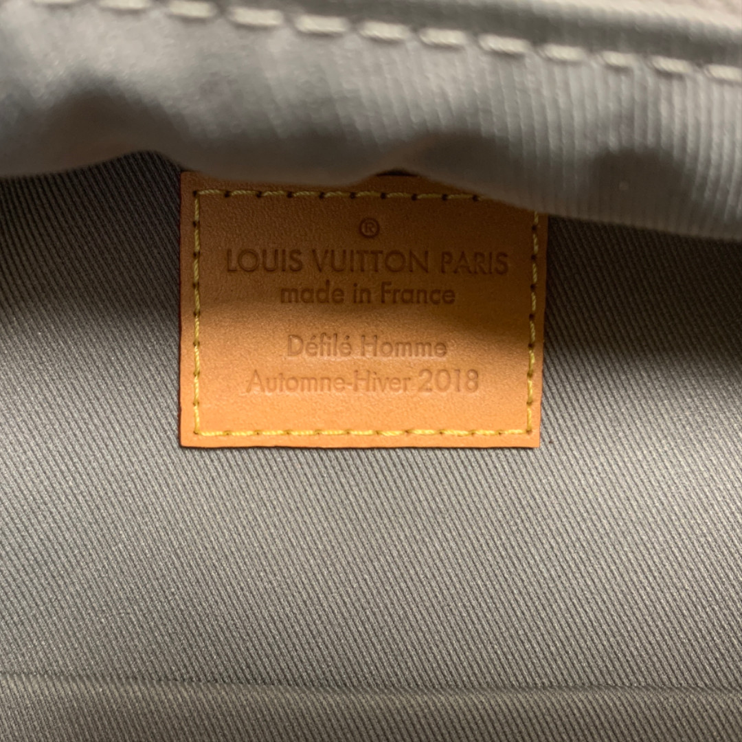 49319_Louis-Vuitton_Discovery_Monogram_2D_0015 LOUIS VUITTON BACKPACK PM RUCKSACK AUS MONOGRAM TITANIUM (M43882)
