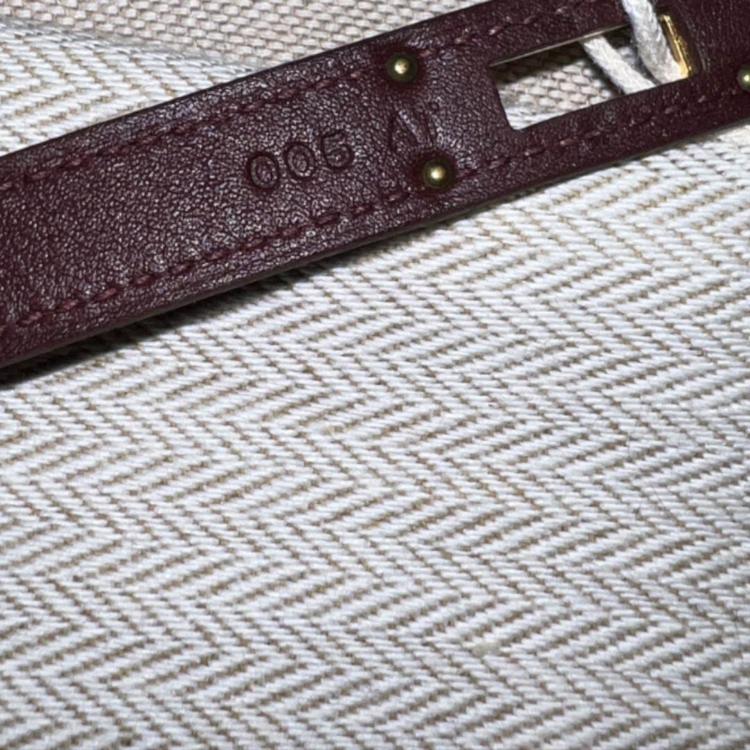 48605-Hermes-Brieftasche-Rotwein_2D_0010D4f3OT4fZoztH HERMÈS BRIEFTASCHE KELLY CLASSIQUE AUS VEAU GHILLIES SWIFT IN PRUNE/POPPY ORANGE MIT GHW