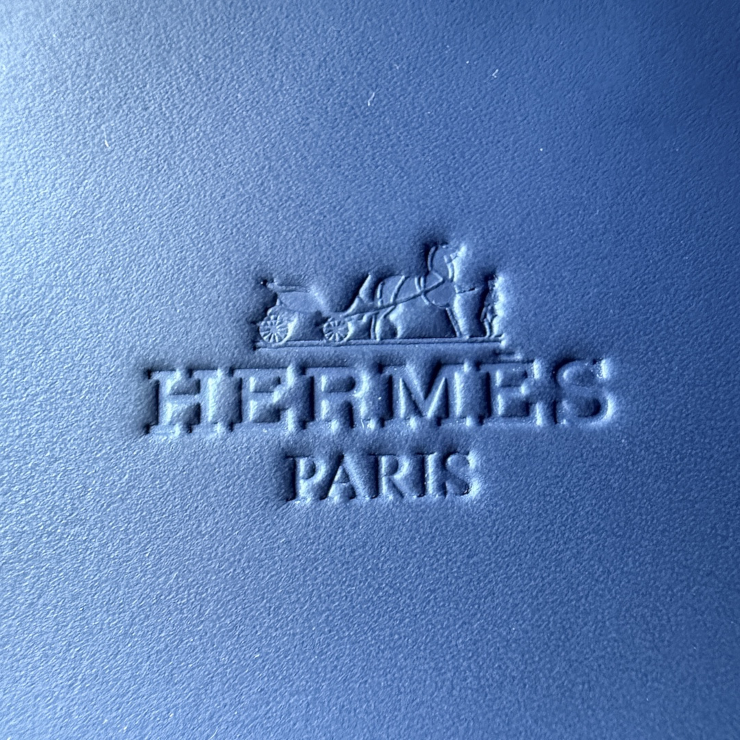 HERMÈS SANDALE 'IZMIR' AUS KALBSLEDER IN GRIS SILEX/BLEU TURQUIN IN GR. 40
