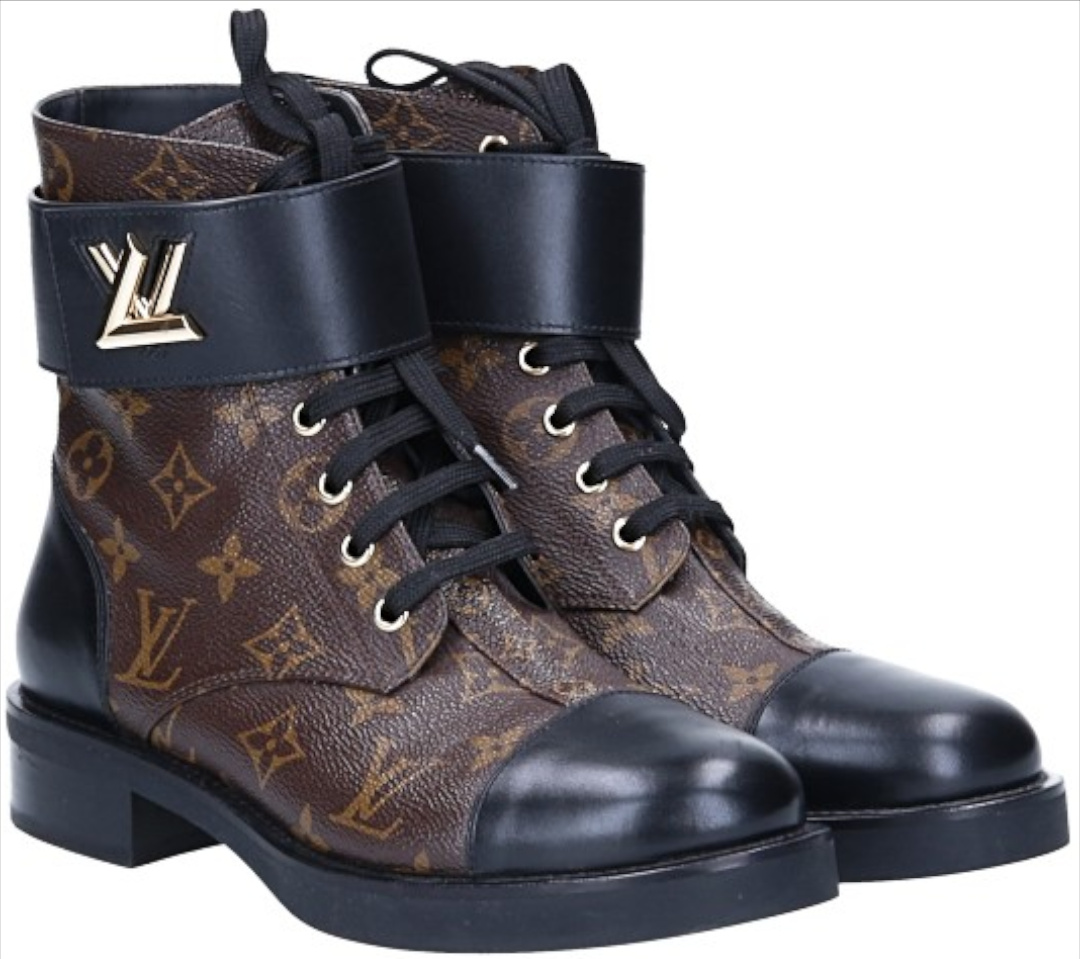 Louis Vuitton Boots Made of Suede Leather in Cognac Brown Size 39