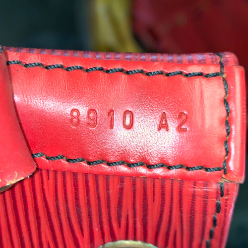 43247-louis-Vuitton-Noe-Gm-Epi_2D_0016
