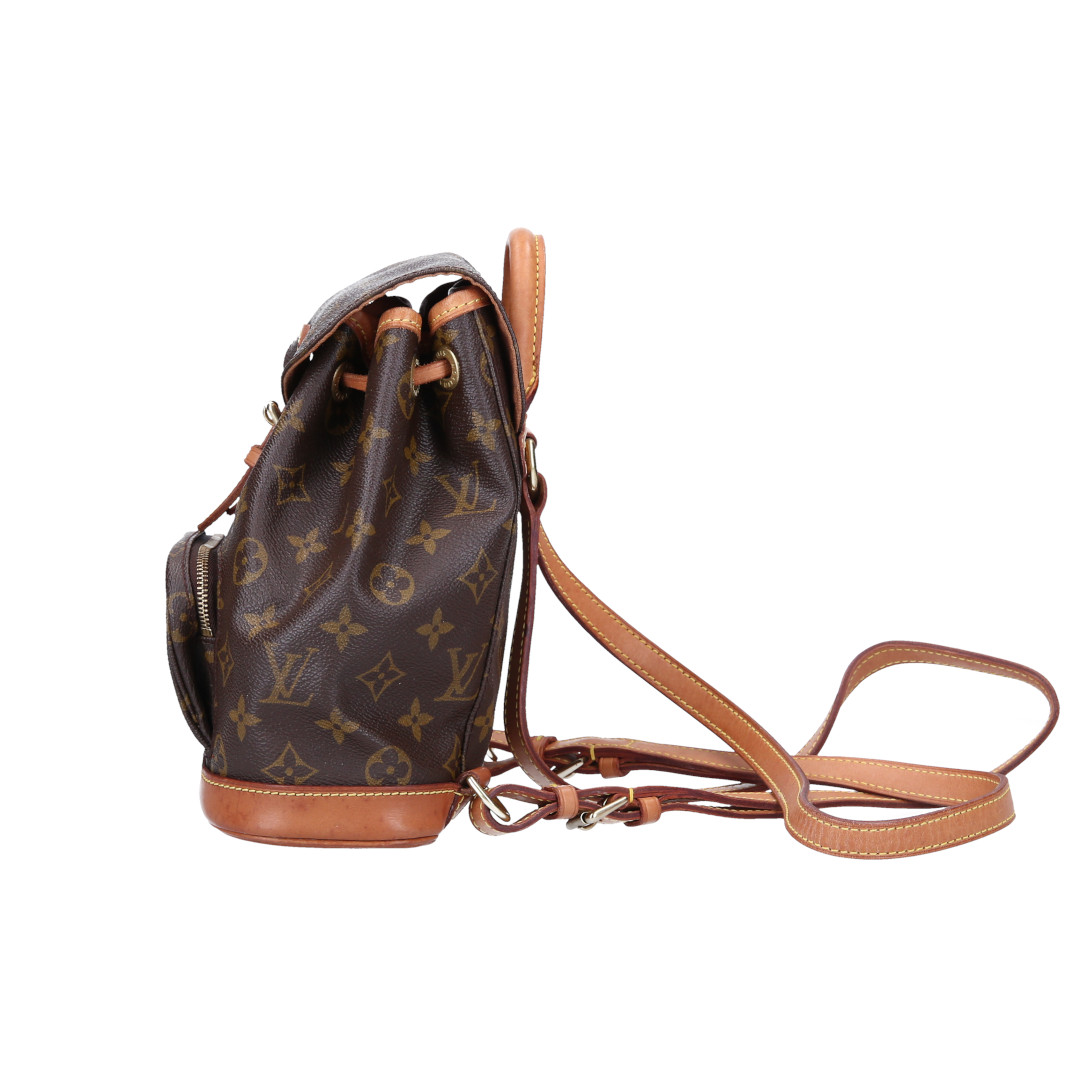46032-Louis-Vuitton-Montsouris-Monogram-Canvas_2d_0026