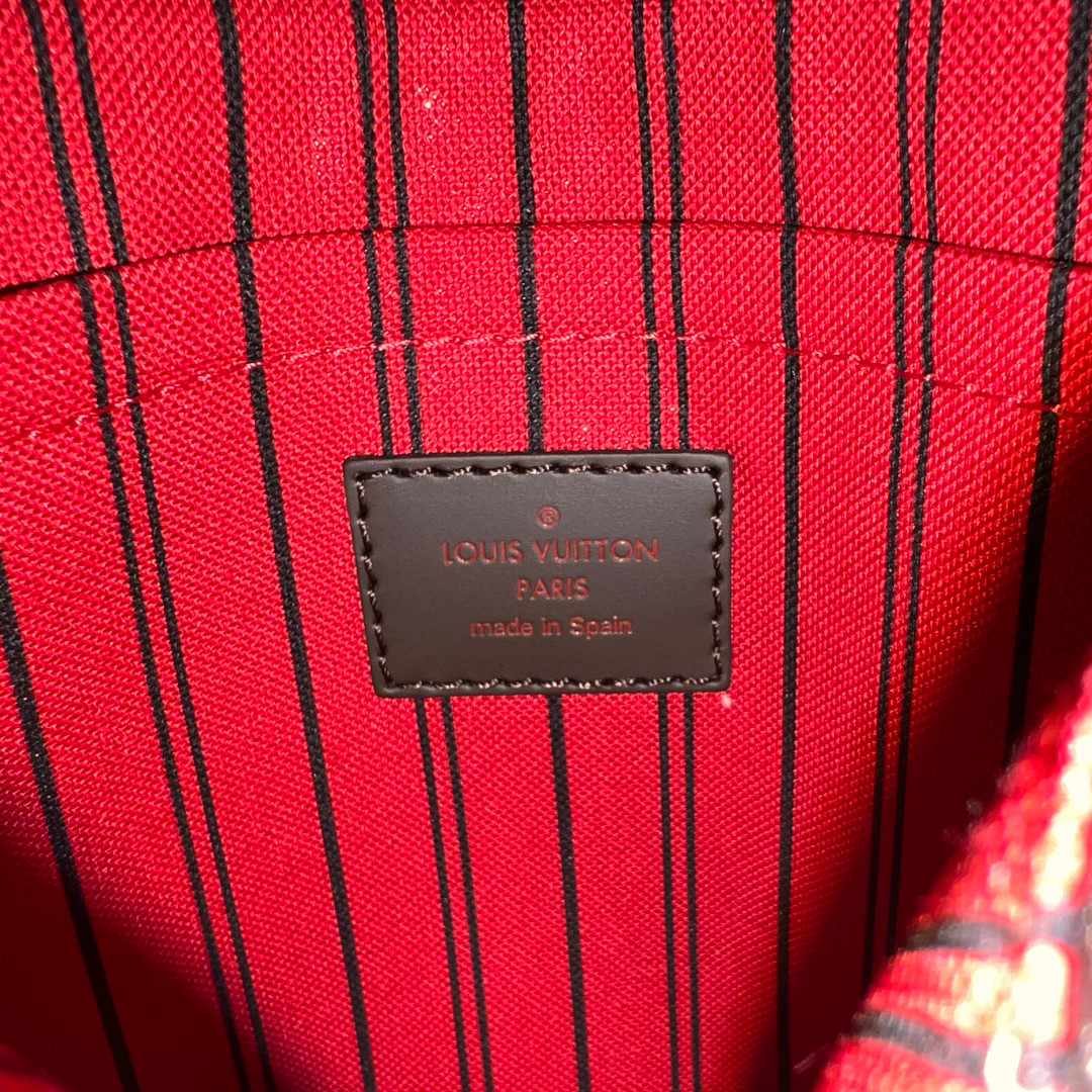 LOUIS VUITTON POCHETTE AUS NEVERFULL AUS DAMIER EBENE CANVAS