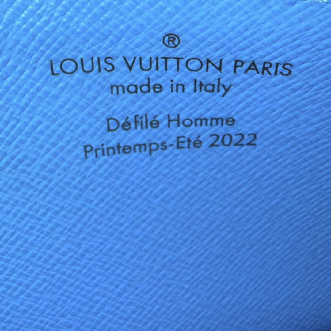 Louis Vuitton Coin Cardholder Made of Taiga Leather in Noir (M62914)