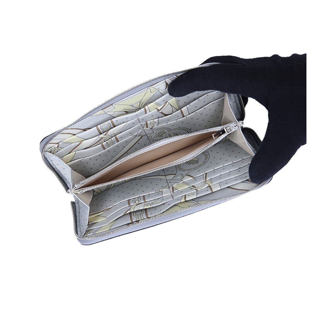HERMÈS BRIEFTASCHE SILK'IN CLASSIQUE AUS  EPSOM-KALBSLEDER & BARÉNIA-KALBSLEDER IN GRIS PANTIN/GRIS PLATINE/JAUNE MILTON MIT PHW