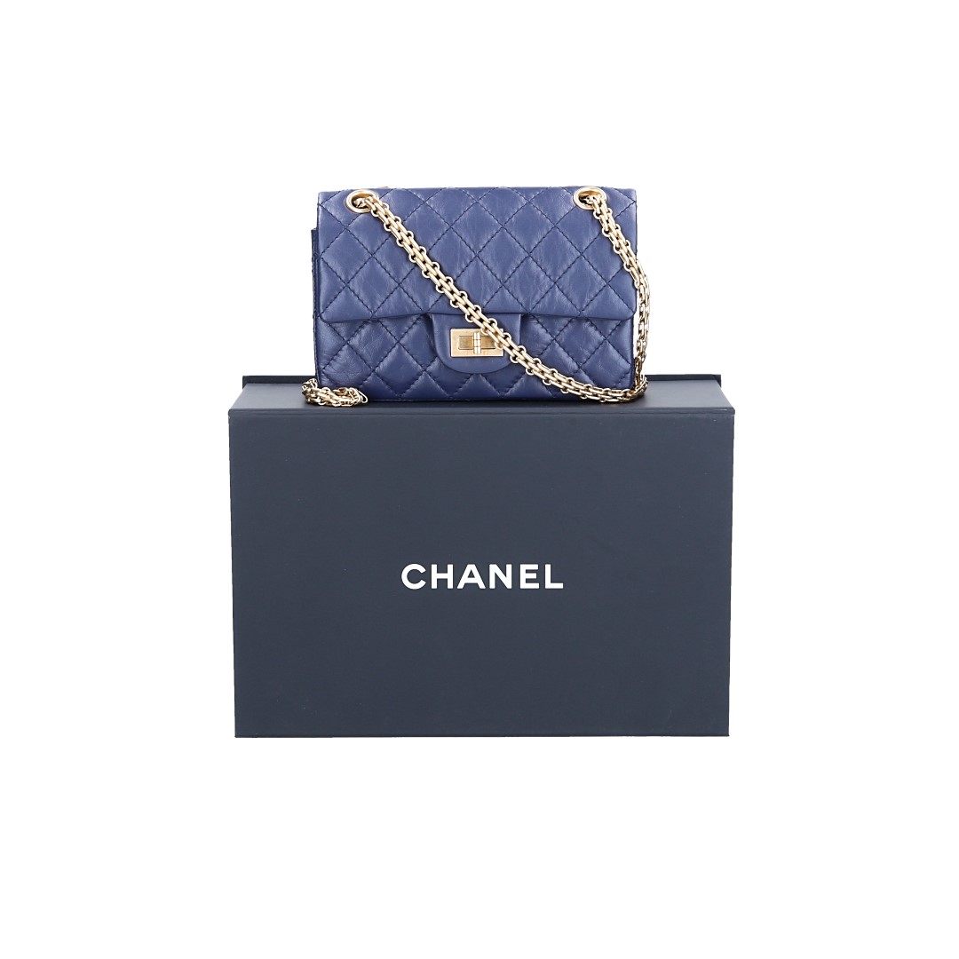 CHANEL 2.55 REISSUE SINGLE FLAP HANDTASCHE (224) AUS KALBSLEDER (A37584)