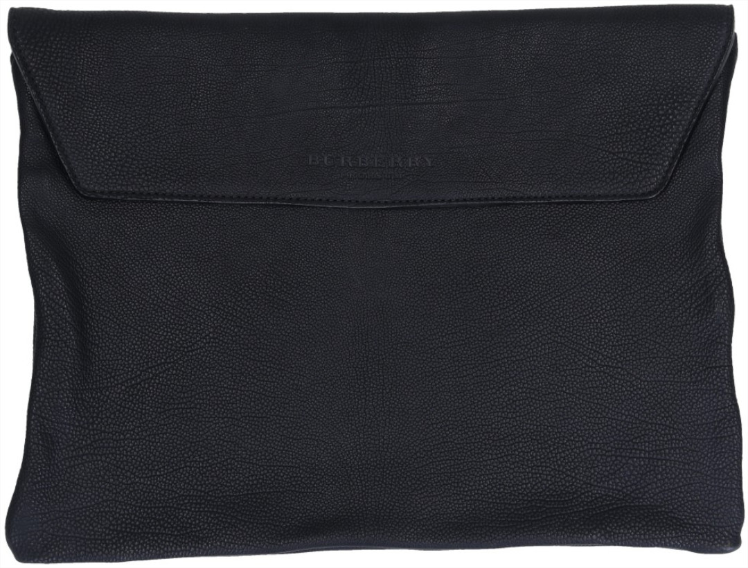 45818-Burberry-Clutch_2D_0007 BURBERRY CLUTCH TASCHE AUS KALBSLEDER IN SCHWARZ