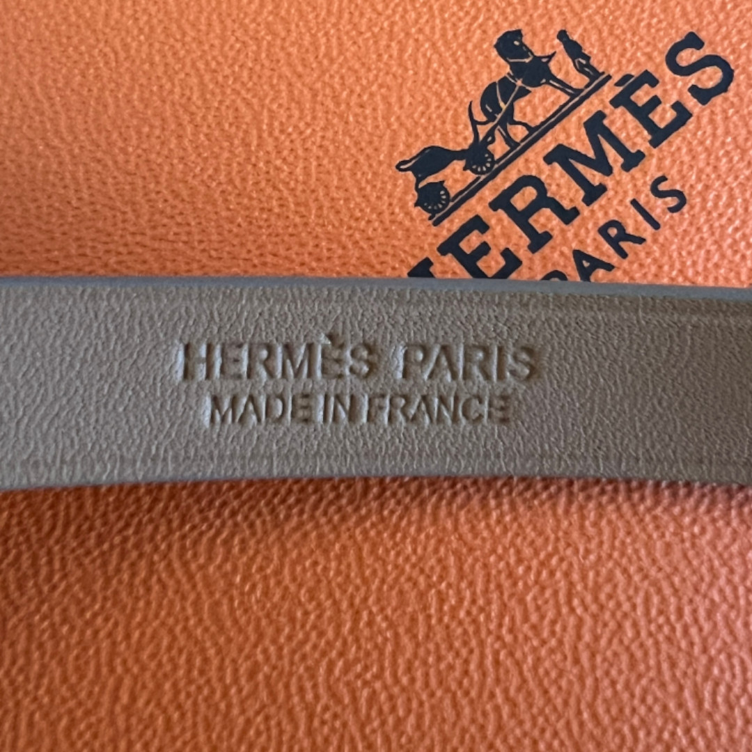 HERMÈS ARMBAND 'MINI KELLY DOUBLE TOUR' AUS SWIFT-KALBSLEDER IN MAUVE PÂLE MIT RGHW GR. T3/M