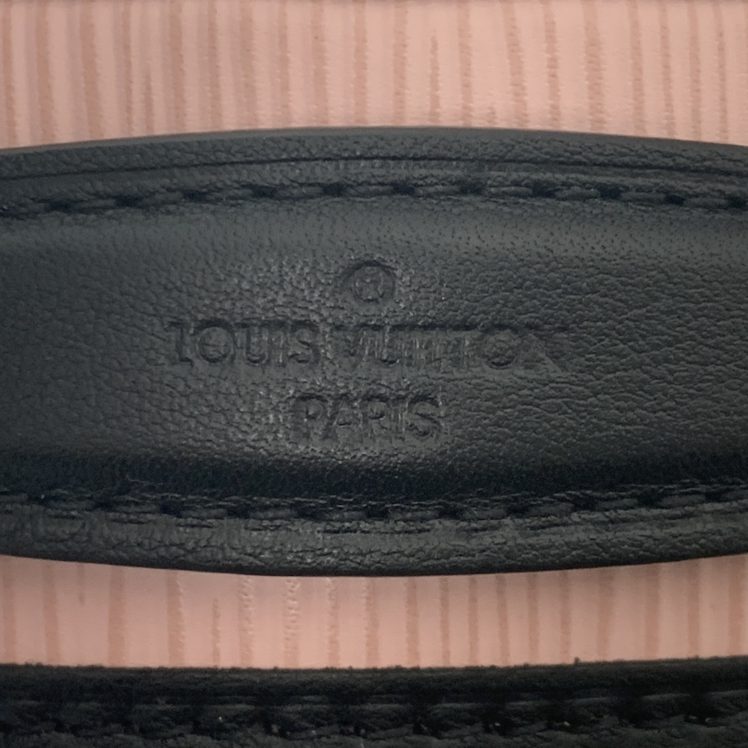 LOUIS VUITTON MINI BOÎTE CHAPEAU HANDTASCHE AUS EPI LEDER IN ROSE BALLERINE (R96000)