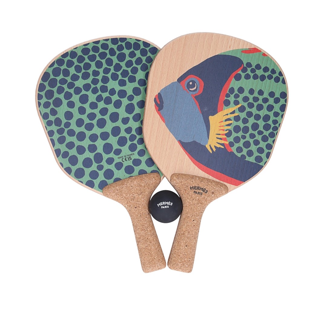 HERMÈS RAQUETTES DE PLAGE SET AUS 2 BEACHBALL-SCHLÄGERN 'UNDER THE WAVES'