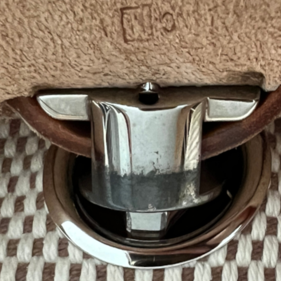 44537_Louis-Vuitton_Rucksack_2D_0016