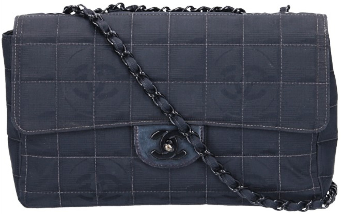 CHANEL TIMELESS FLAP HANDTASCHE (MEDIUM) AUS NEW TRAVEL LINE NYLON