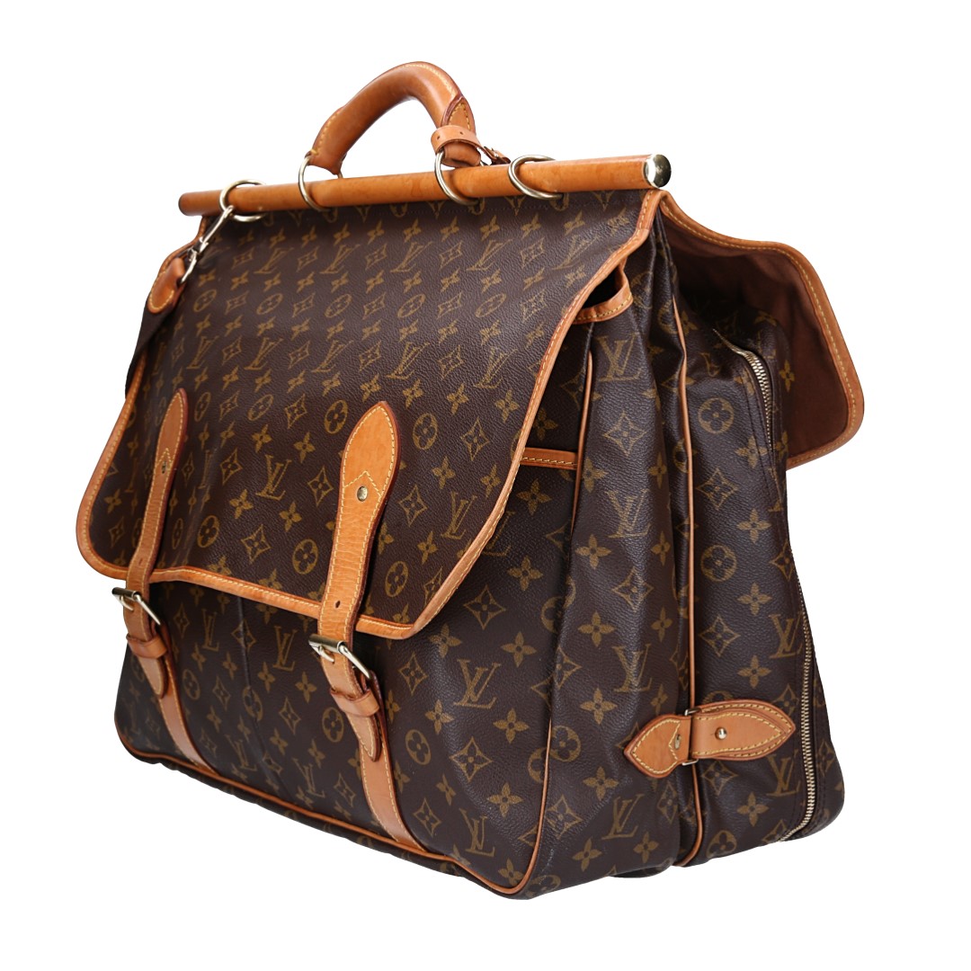 46511-Louis-Vuitton-Umh-ngetasche-Monogram_2D_0004