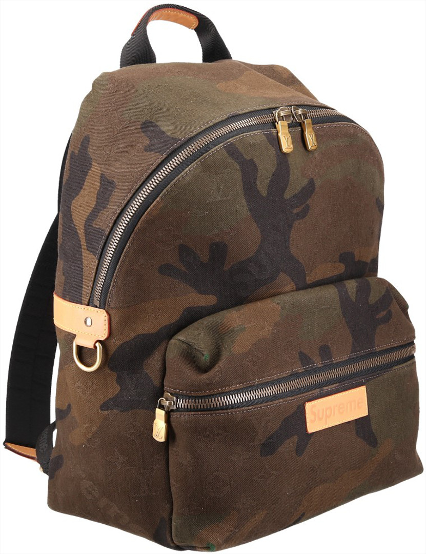 LOUIS VUITTON X SUPREME APOLLO RUCKSACK AUS MONOGRAM CAMOUFLAGE DENIM CANVAS