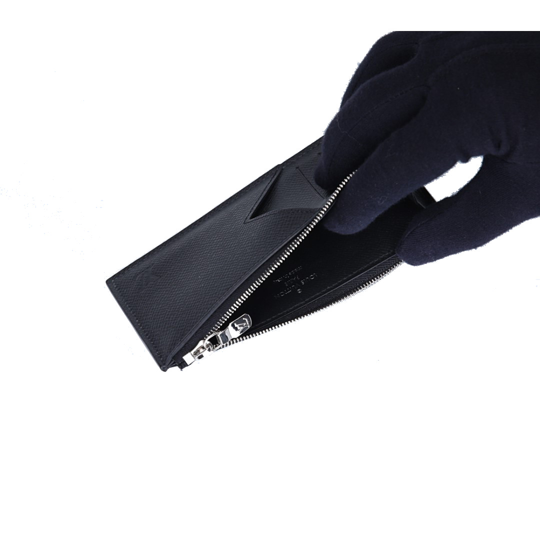 47815-LouisVuitton-Geldb-rse-Schwarz_2D_0003 LOUIS VUITTON COIN KARTENETUI AUS TAIGA LEDER IN NOIR (M62914)